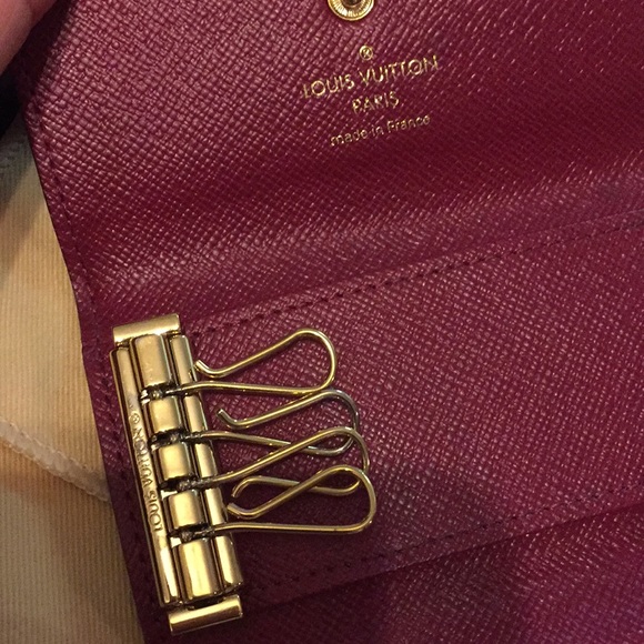 Authentic LV mono/ Fushia Multicles 4. - Picture 3 of 7